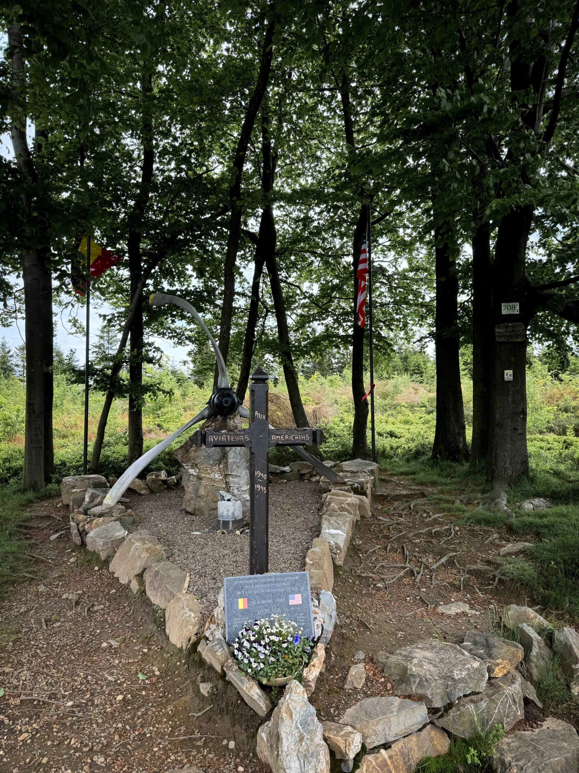 La Croix aux aviateurs américains, pas loin de la Baraque Michel sur le plateau des Hautes-Fagnes.